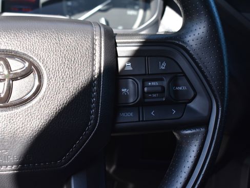 Used 2025 Toyota Tundra SR image 14