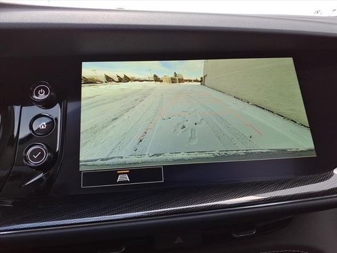 Certified 2022 Buick Envision Essence w/ Safety Package image 19