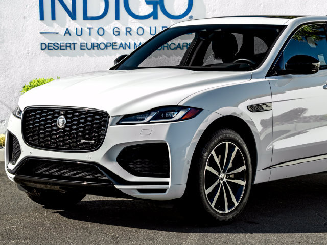 Certified 2025 Jaguar F-PACE R-Dynamic S AWD/4WD image 2