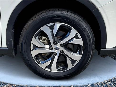 Used 2022 Subaru Outback Limited w/ Popular Package #2 image 9