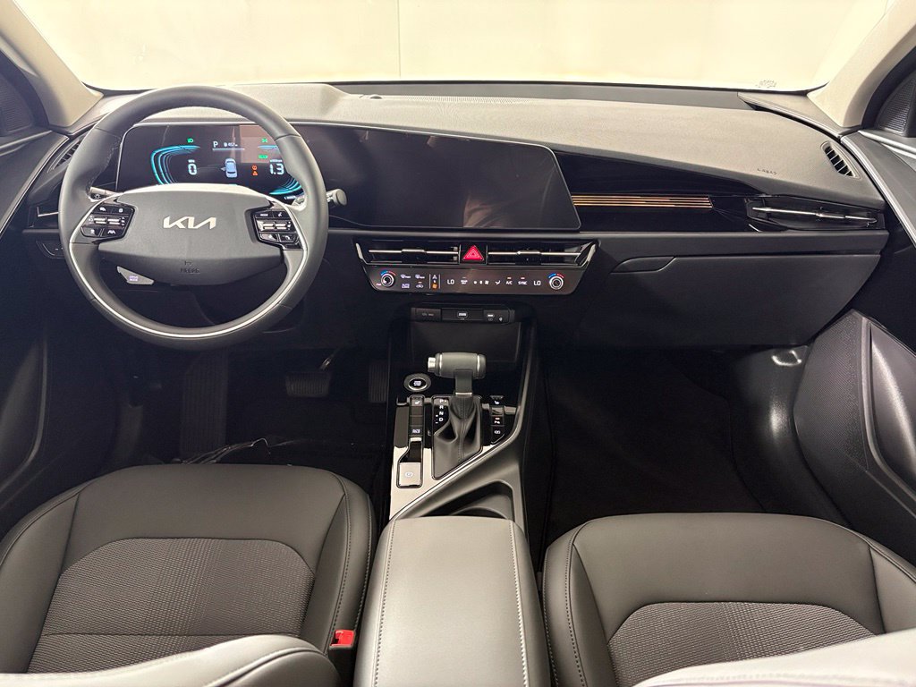 New 2026 Kia Niro EX FWD image 35