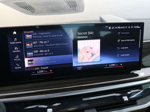 Used 2023 BMW X7 xDrive40i w/ M Sport Package image 57