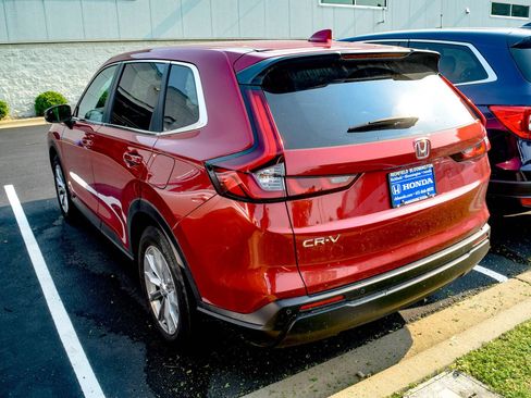 Used 2024 Honda CR-V EX-L image 7