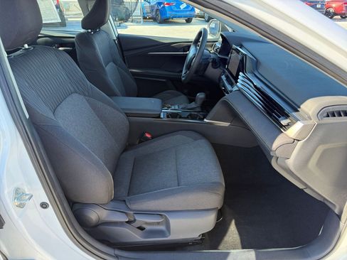 Used 2025 Toyota Camry LE image 35