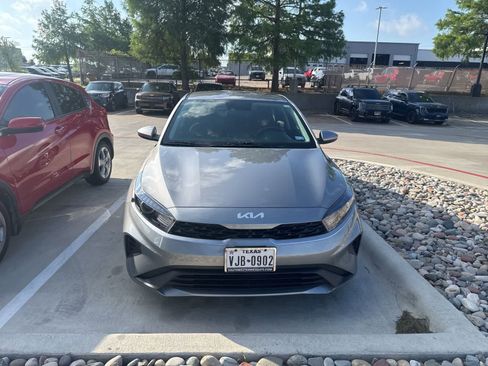 Certified 2024 Kia Forte LXS FWD image 2