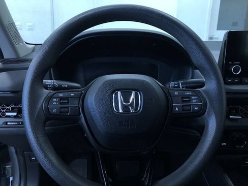 Used 2023 Honda Accord EX image 23