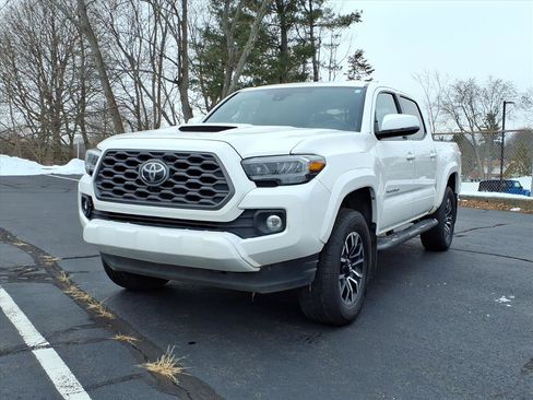 Used 2021 Toyota Tacoma TRD Sport image 7