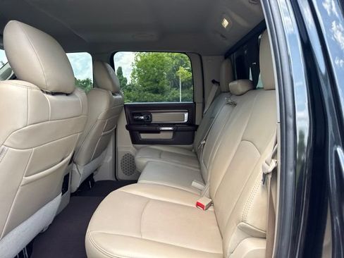 Used 2016 RAM 1500 Laramie w/ Convenience Group AWD/4WD image 13