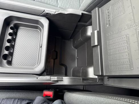 New 2026 RAM 1500 Express image 25