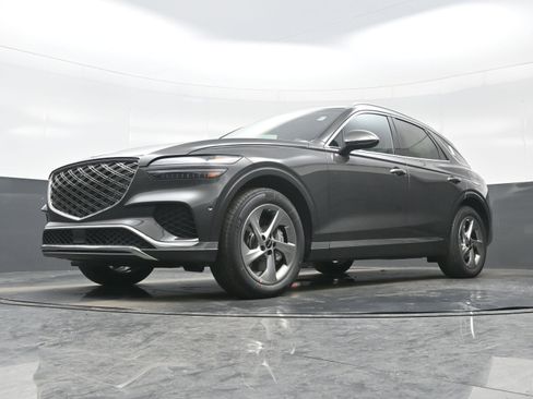 New 2026 Genesis GV70 2.5T Advanced image 13