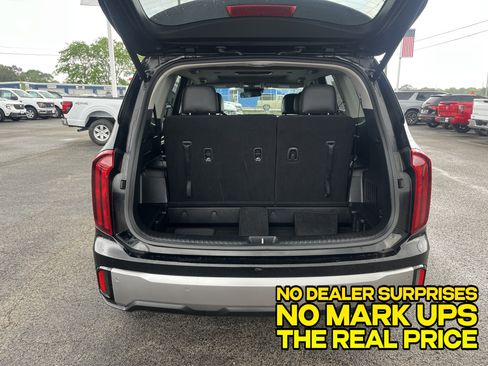 Used 2025 Kia Telluride S AWD/4WD image 5