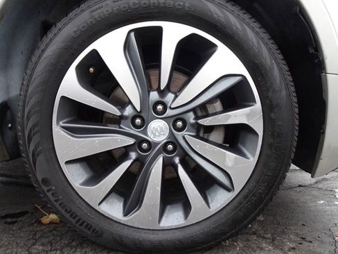 Used 2019 Buick Encore Essence image 10