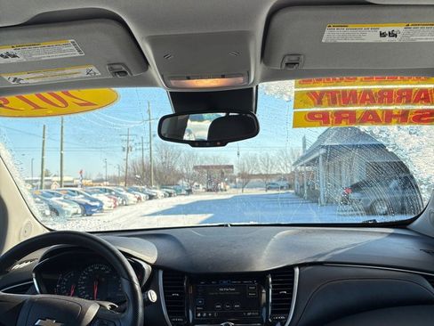 Used 2019 Chevrolet Trax LS image 14