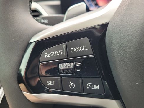 New 2025 BMW 330i xDrive Sedan w/ Convenience Package image 29