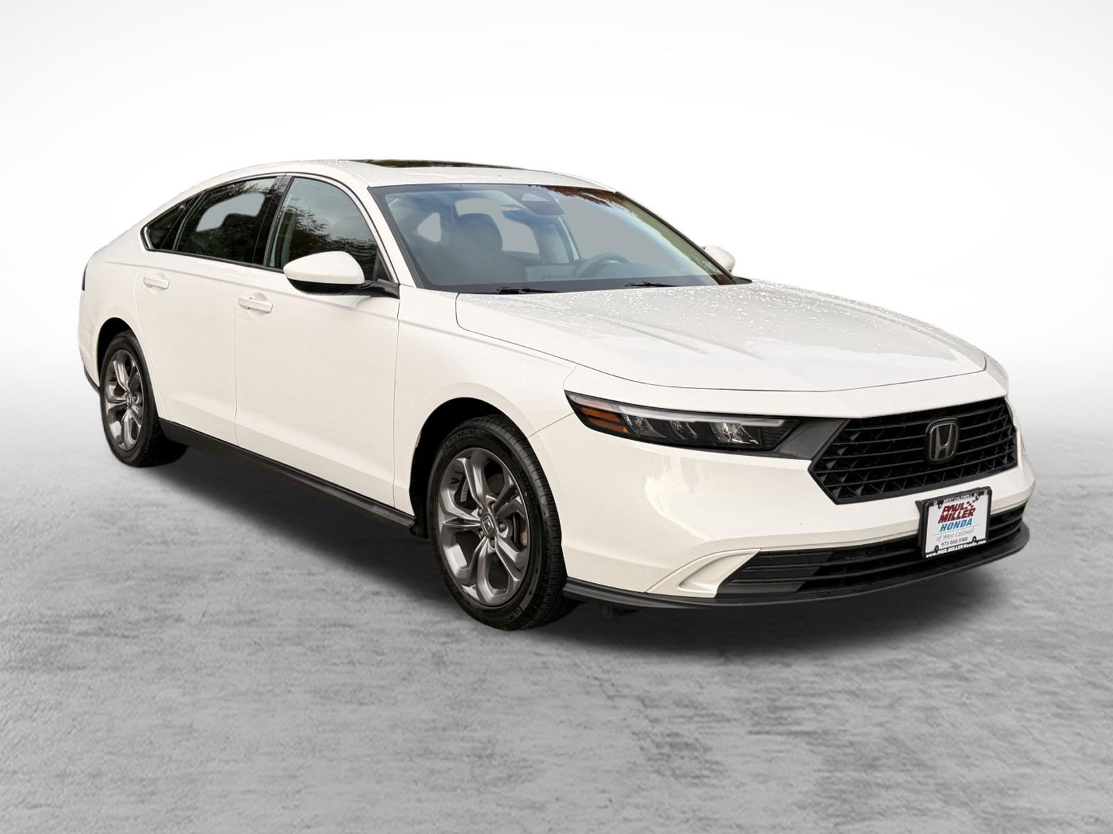Used 2024 Honda Accord EX image 3