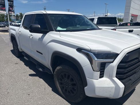 Used 2024 Toyota Tundra SR5 w/ SR5 Premium Package AWD/4WD image 13