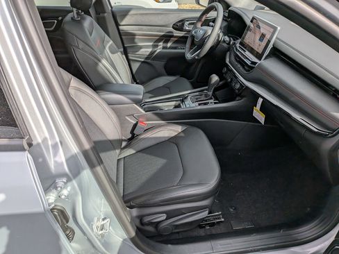 New 2026 Jeep Compass Trailhawk w/ Sun, Sound & Navigation Group image 34