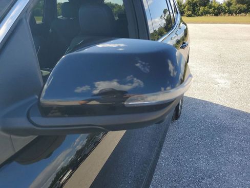 Used 2025 Buick Enclave Preferred image 21