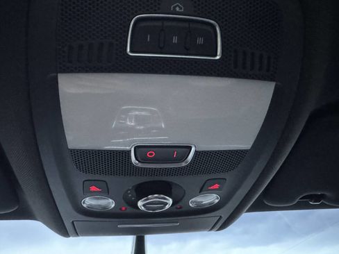 Used 2015 Audi SQ5 Premium Plus image 46