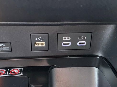 Certified 2025 Toyota Camry SE image 24