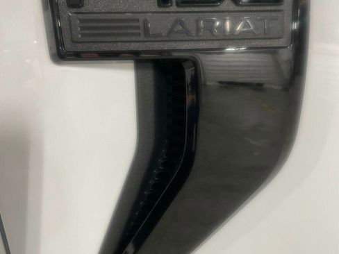Used 2024 Ford F150 Lariat image 8