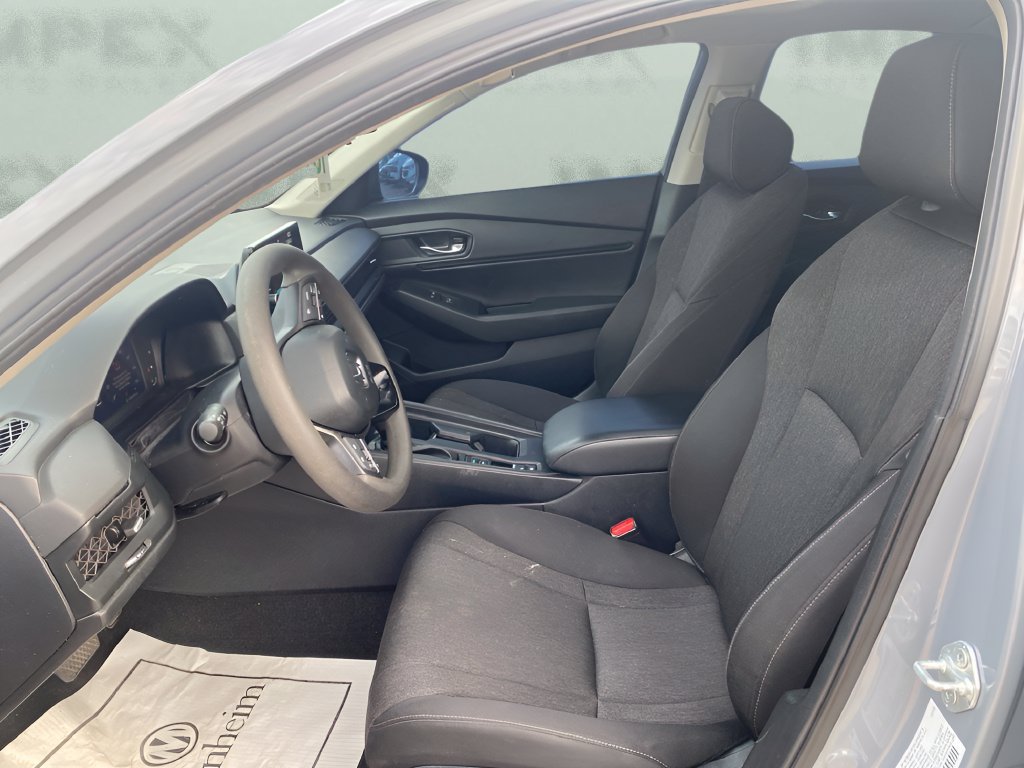 Used 2025 Honda Accord SE image 8