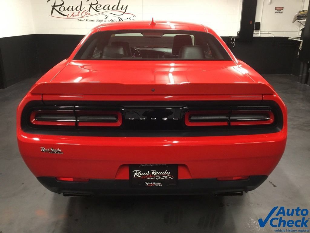 Used 2017 Dodge Challenger R/T Plus RWD image 9