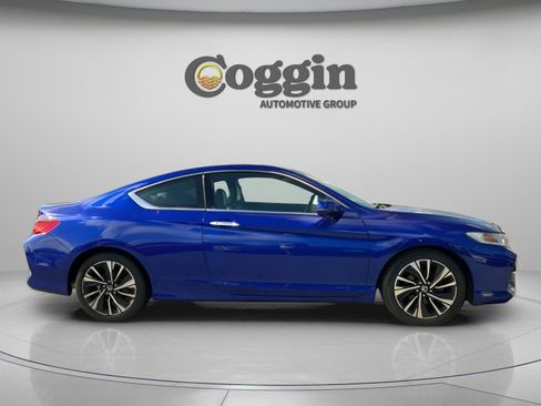 Used 2017 Honda Accord EX-L image 7