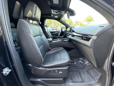 Used 2023 Cadillac Escalade Sport AWD/4WD image 29