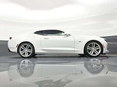 Used 2016 Chevrolet Camaro LT RWD image 28