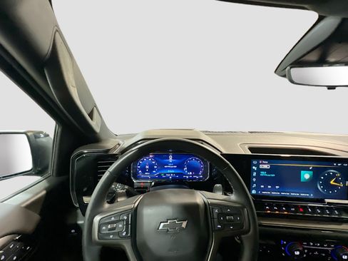 Used 2025 Chevrolet Silverado 1500 ZR2 w/ Technology Package AWD/4WD image 6
