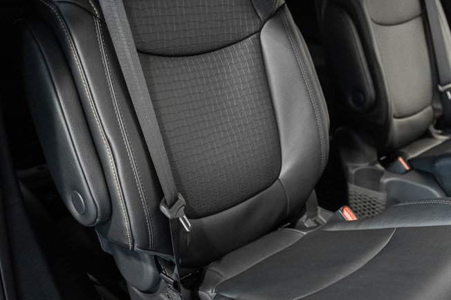 New 2026 Toyota Sienna XLE Woodland Edition AWD/4WD image 34