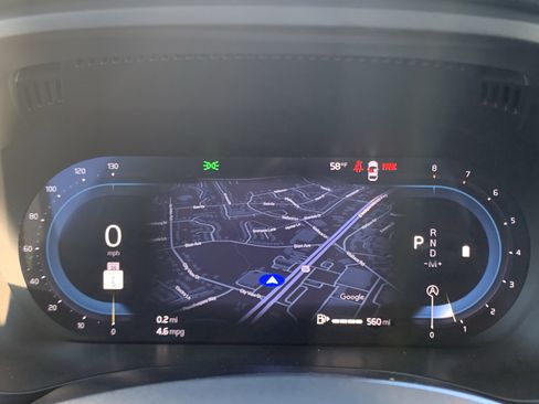 Used 2025 Volvo XC60 B5 Plus image 21