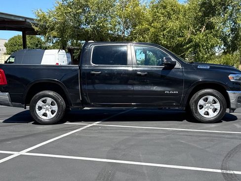 Used 2025 RAM 1500 Big Horn AWD/4WD image 10
