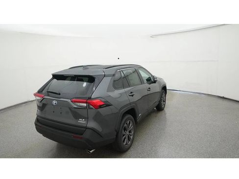 Used 2023 Toyota RAV4 XLE Premium AWD/4WD image 10