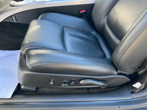 Used 2004 Chevrolet SSR w/ Preferred Equipment Group image 41