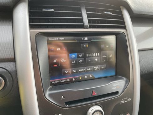 Used 2014 Ford Edge SEL w/ Equipment Group 205A image 21