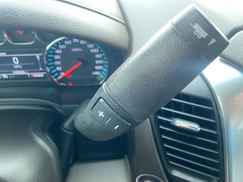 Used 2015 Chevrolet Suburban LTZ image 20