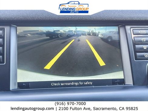 Used 2018 Land Rover Discovery Sport SE image 21