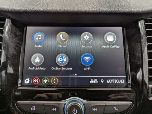 Used 2019 Chevrolet Trax LT w/ LT Convenience Package AWD/4WD image 18