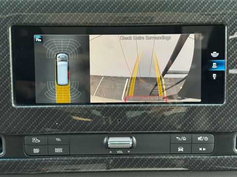 Used 2020 Mercedes-Benz Sprinter 2500 w/ Premium Plus Package image 30