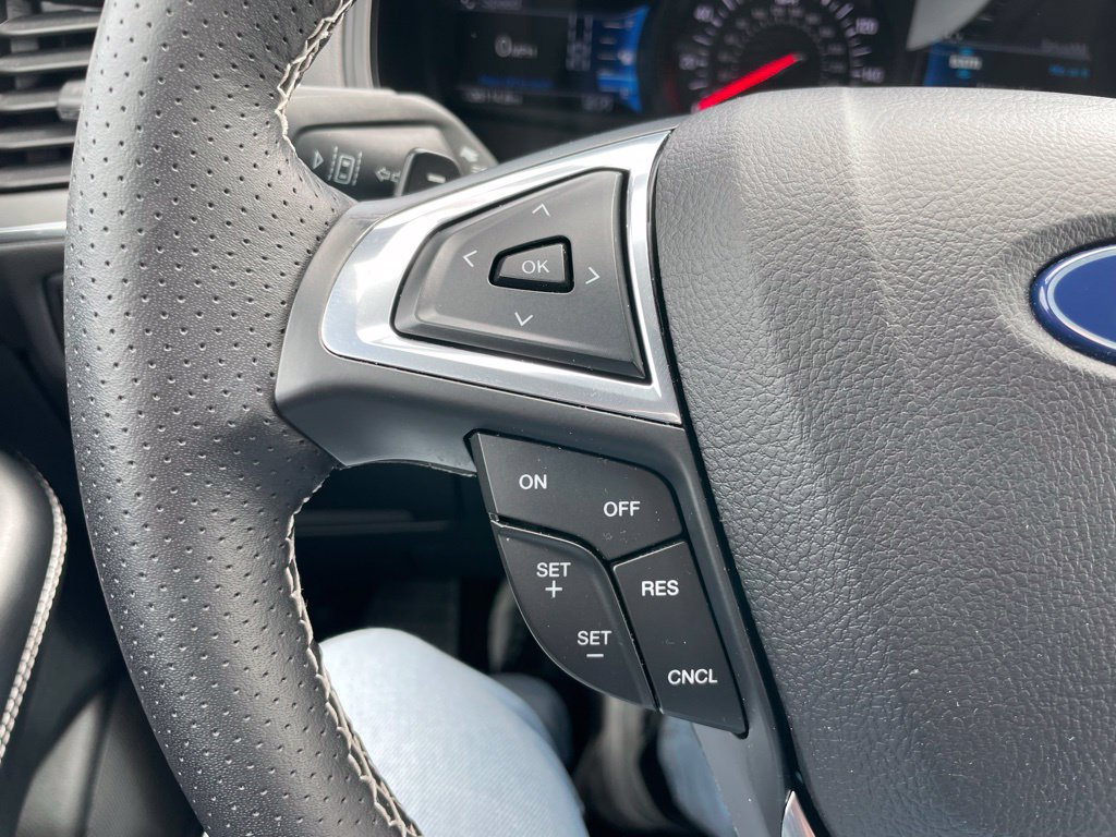 Used 2023 Ford Edge ST w/ Cargo Accessory Package AWD/4WD image 19