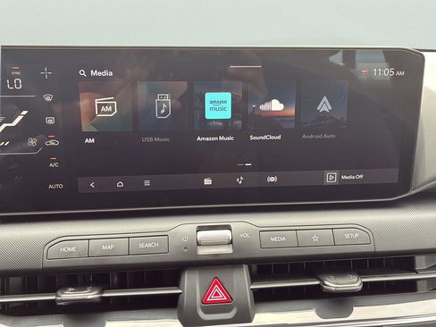 Used 2025 Kia K4 EX FWD image 36