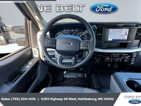 New 2026 Ford F250 XL image 5