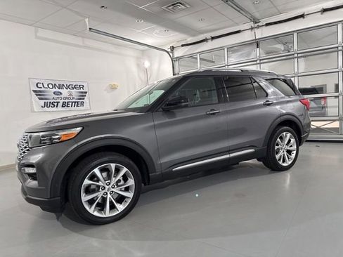 Used 2022 Ford Explorer Platinum w/ Equipment Group 601A image 5