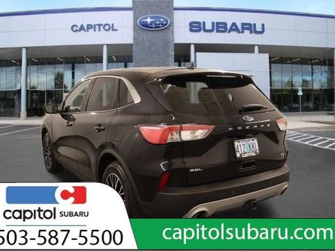 Used 2022 Ford Escape SEL w/ Technology Package FWD image 6