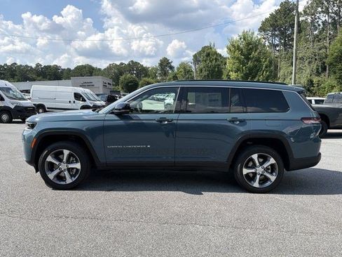 Used 2026 Jeep Grand Cherokee L Limited w/ Luxury Tech Group II AWD/4WD image 4