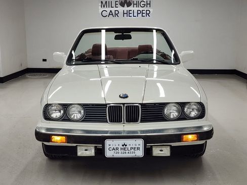 Used 1987 BMW 325i Convertible image 11
