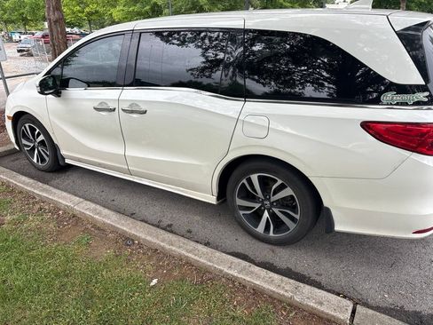 Used 2018 Honda Odyssey Elite image 5
