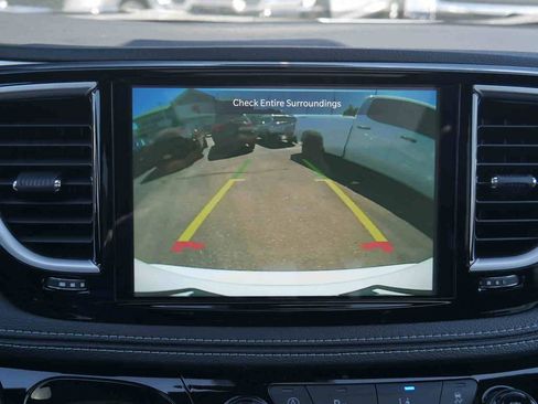 New 2026 Chrysler Pacifica Limited AWD/4WD image 32